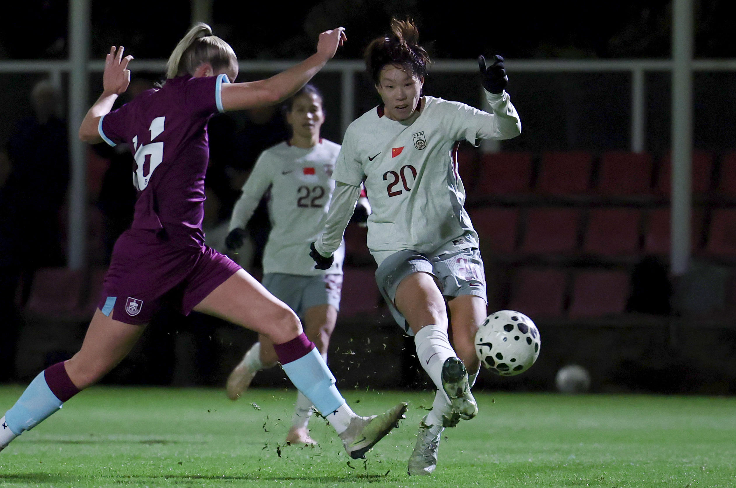 kaiyun-包含女足比赛球队参加友谊赛，加强国际交流的词条